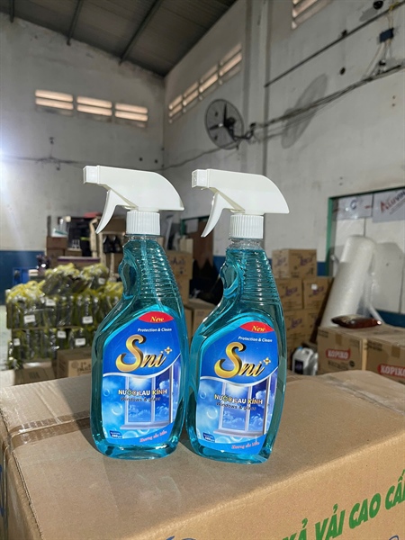 Nước Lau Kính Sni 580ml Full Vat 4